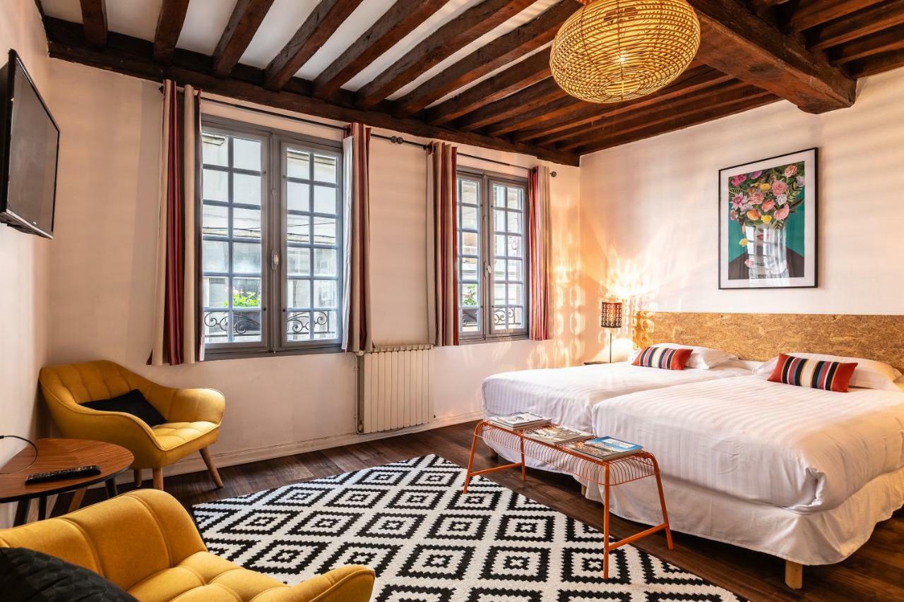 Hotel Le Port Neuf Байон Екстериор снимка